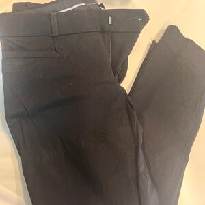 Black skinny ankle pant